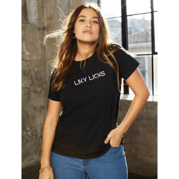 black tee